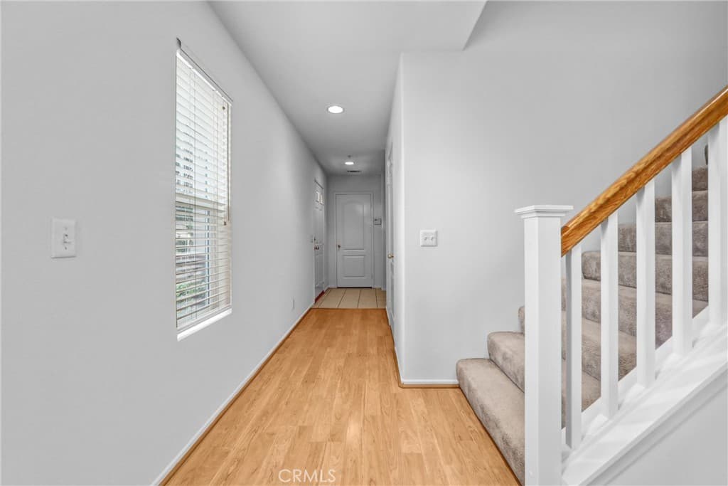 Home at 214 Violet Avenue F, Monrovia — photo 6 of 12