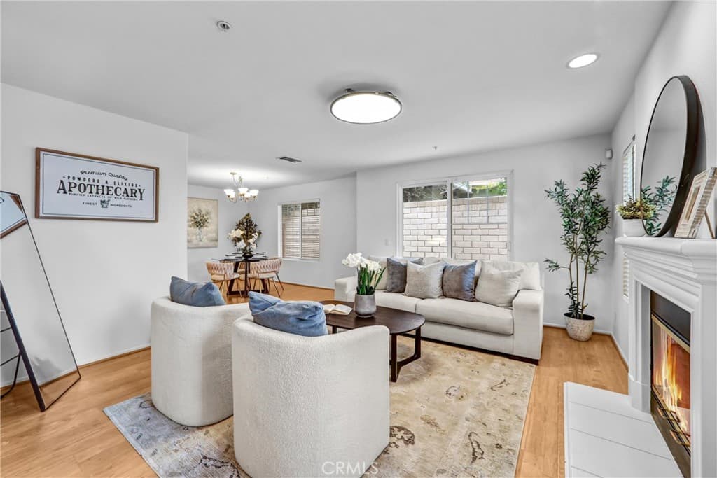 Home at 214 Violet Avenue F, Monrovia — photo 7 of 12