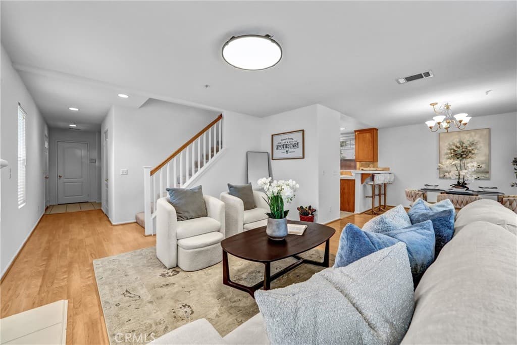 Home at 214 Violet Avenue F, Monrovia — photo 8 of 12