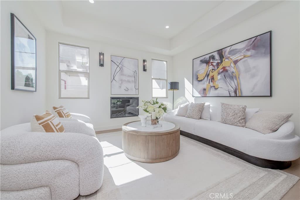 Home at 5411 Baldwin Avenue, Temple City — photo 4 of 12