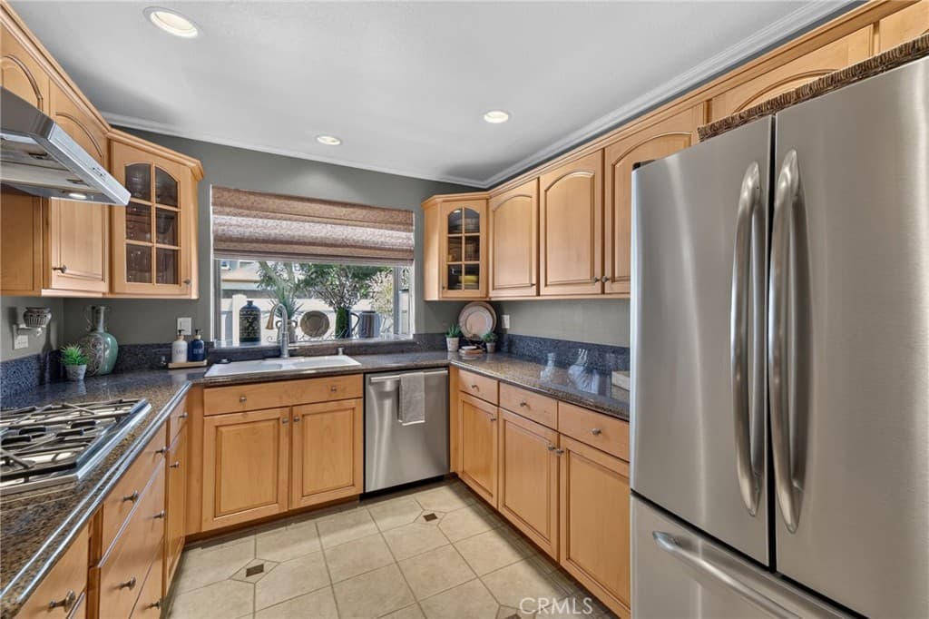 Townhouse at 750 E 5th Street 97, Azusa — photo 11 of 12