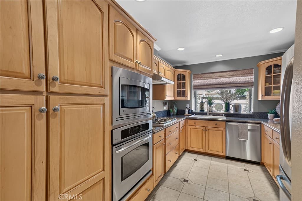 Townhouse at 750 E 5th Street 97, Azusa — photo 10 of 12