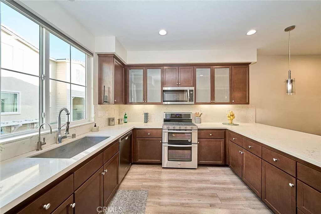 Townhouse at 2767 Crimson Way, Pomona — photo 11 of 12