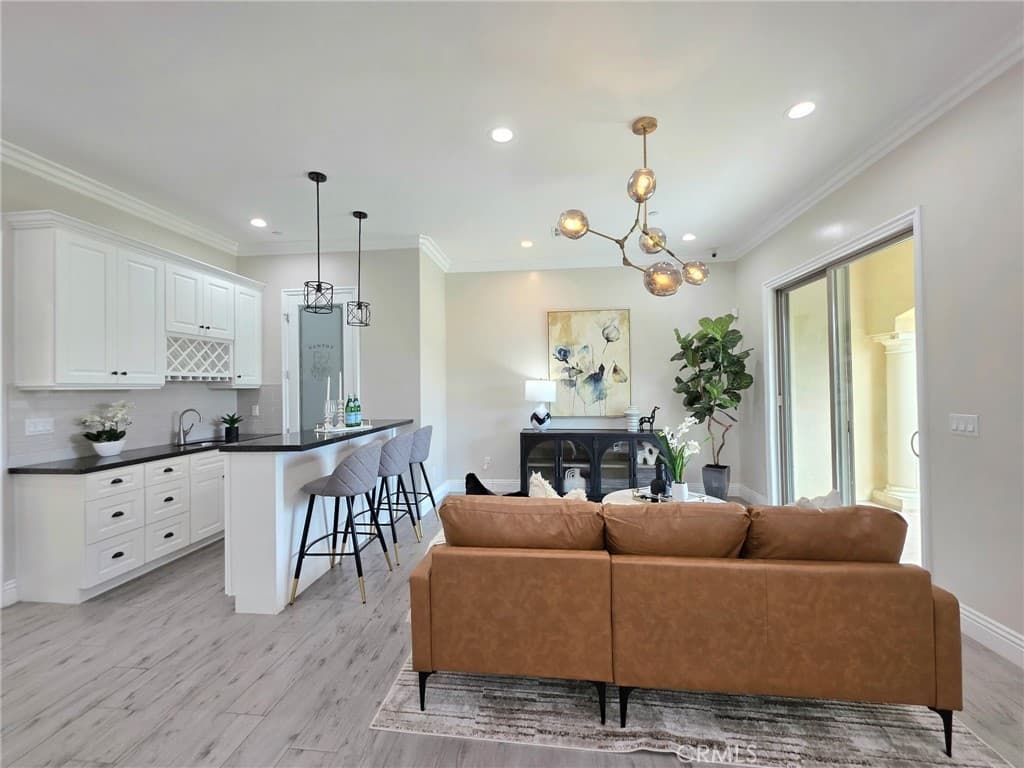 Home at 5020 Temple City Boulevard, Temple City — photo 4 of 12