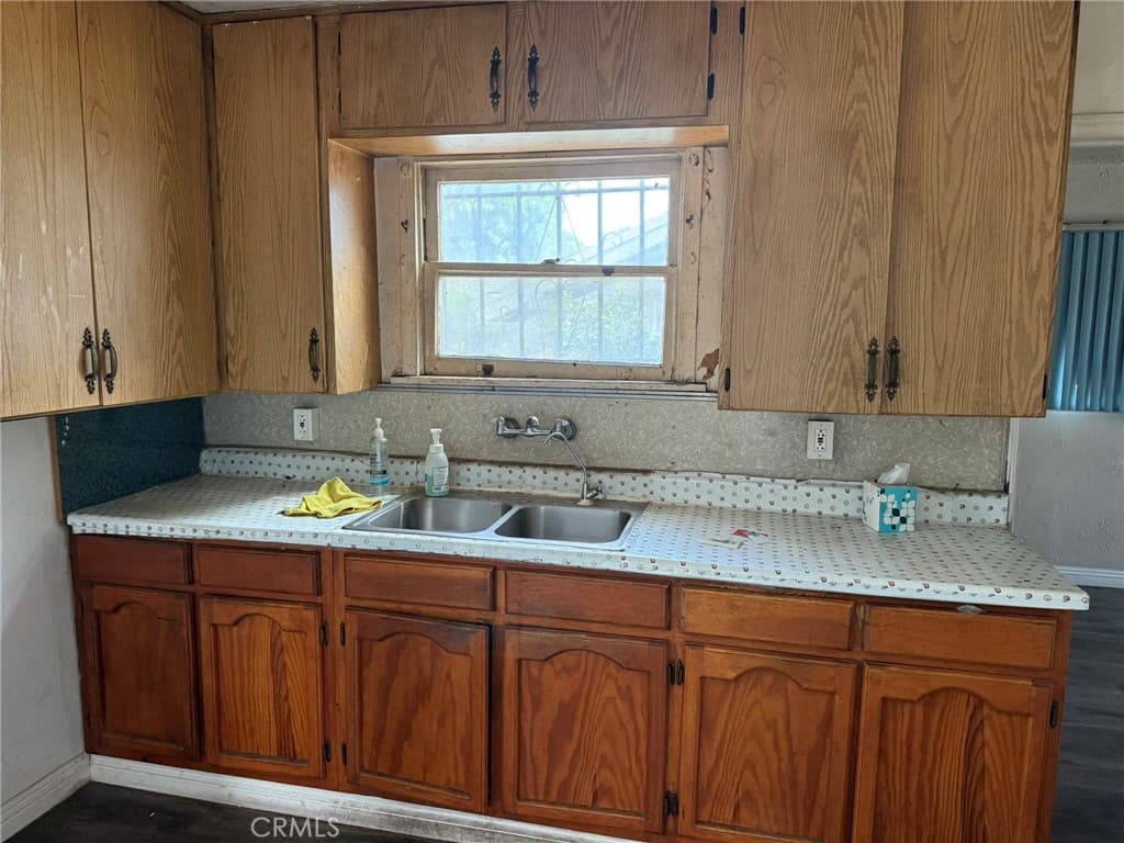 Home at 11402 Basye Street, El Monte — photo 11 of 11