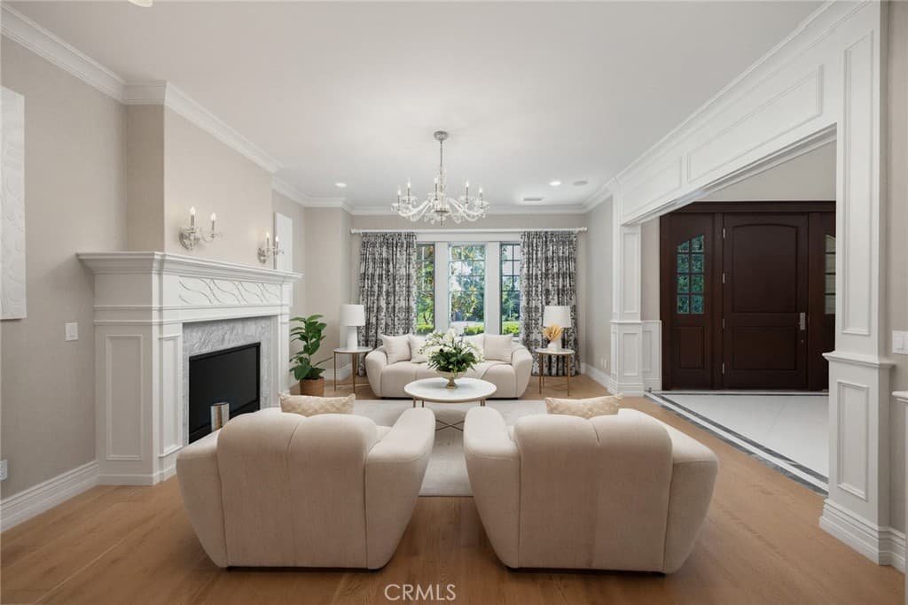 Home at 819 Murietta Drive, Arcadia — photo 11 of 12
