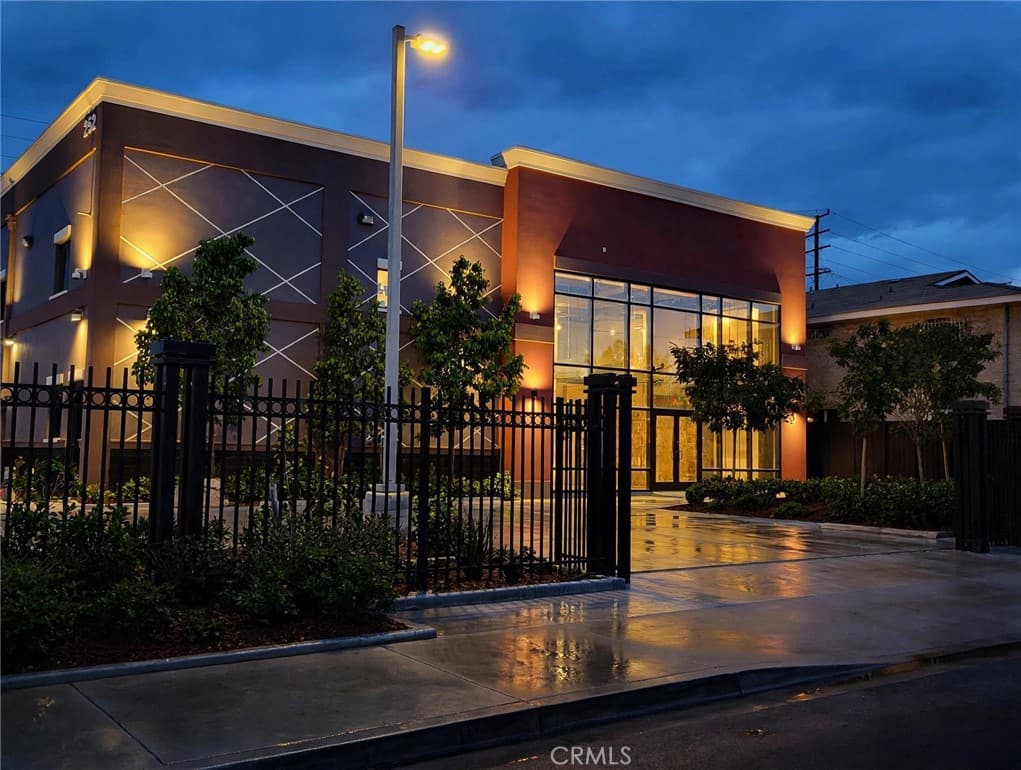Home at 252 Buena Vista Avenue, Pomona — photo 1 of 11