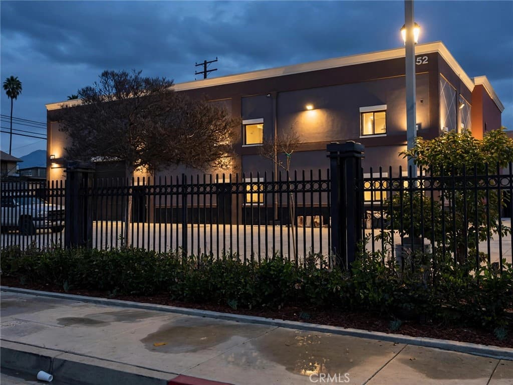 Home at 252 Buena Vista Avenue, Pomona — photo 2 of 11