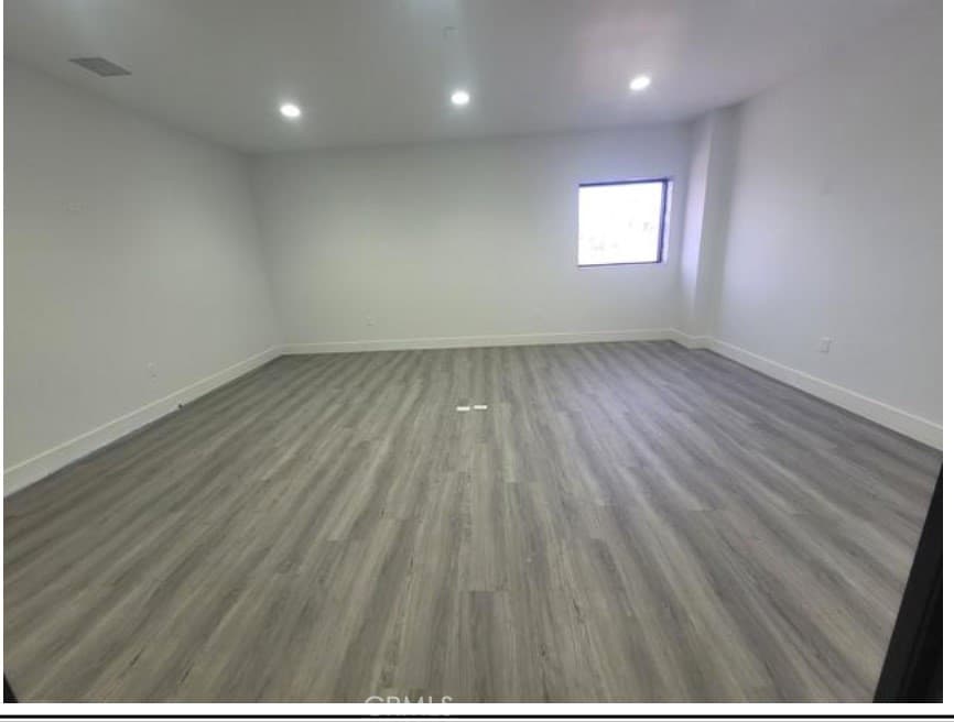 Home at 252 Buena Vista Avenue, Pomona — photo 11 of 11