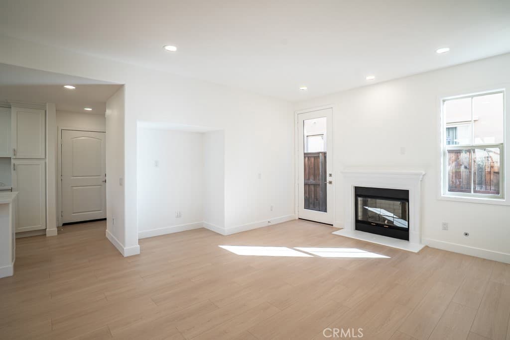 Home at 1609 Huntington Dr, Duarte — photo 10 of 12