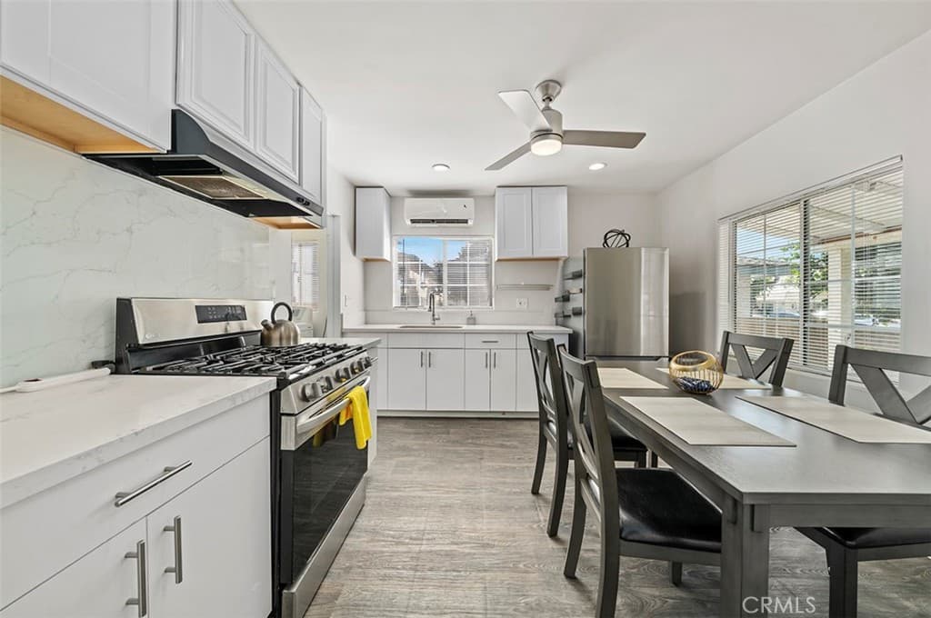 Home at 630 N Angeleno, Azusa — photo 11 of 12