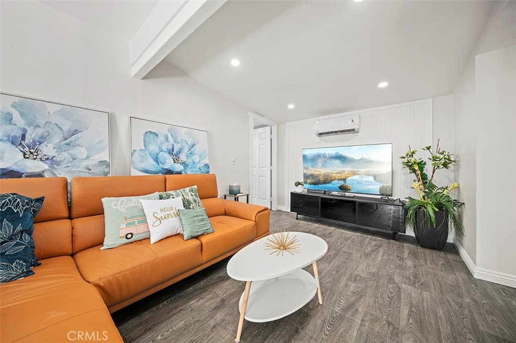 Home at 630 N Angeleno, Azusa — photo 4 of 12