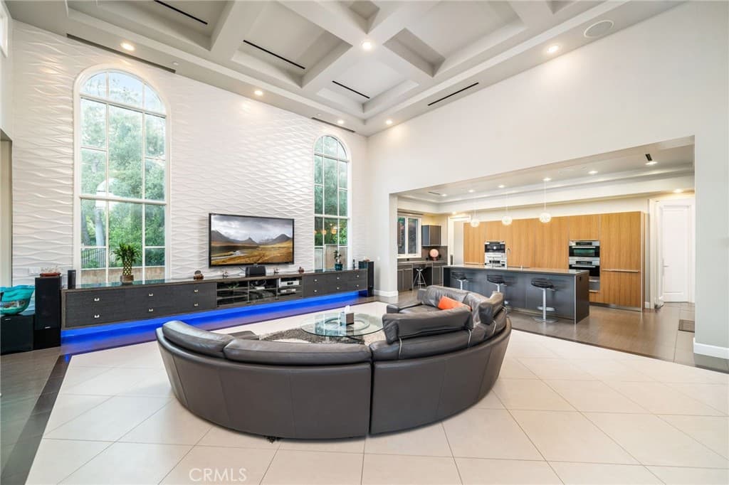 Home at 1051 Oak Canyon Lane, Glendora — photo 10 of 12