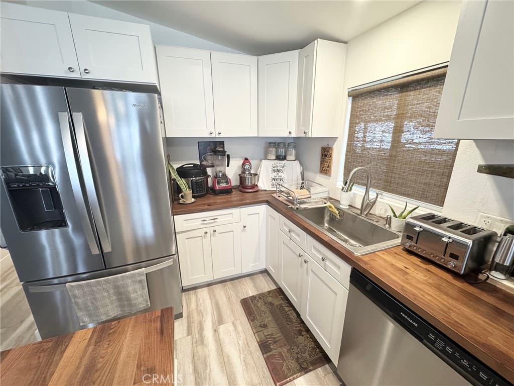 Home at 2755 Arrow Highway 52, La Verne — photo 11 of 12