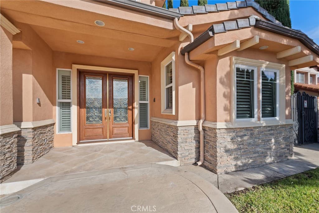 Home at 21819 E Chestnut Court, Walnut — photo 4 of 12