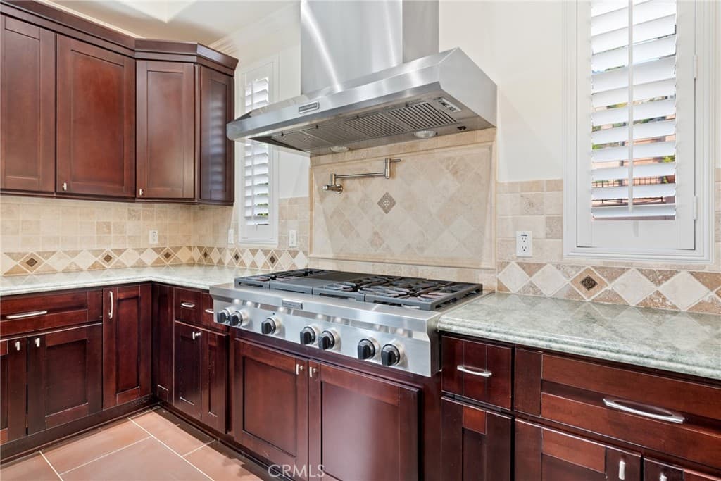 Home at 21819 E Chestnut Court, Walnut — photo 9 of 12