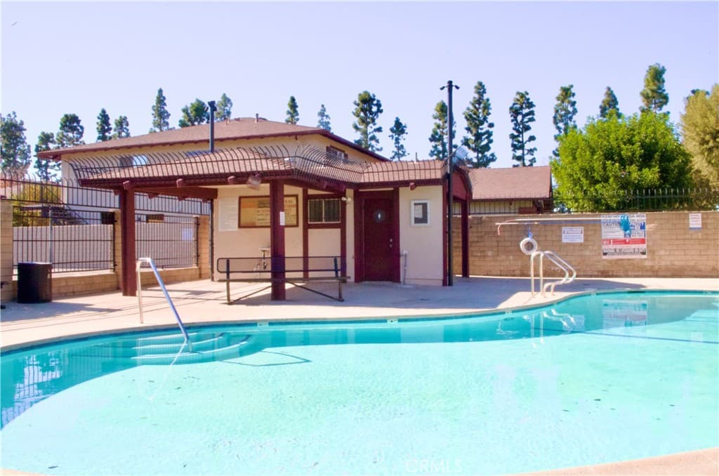 Home at 1126 W Calle De La Luna # 4, Azusa — photo 5 of 12