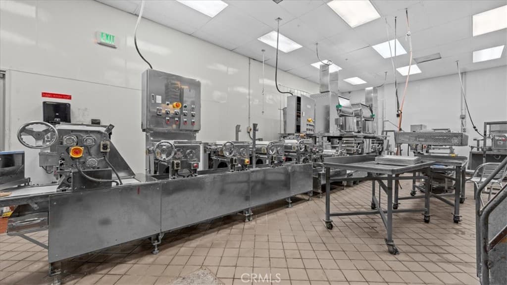 Commercial at 2621 Lee, South El Monte — photo 11 of 12