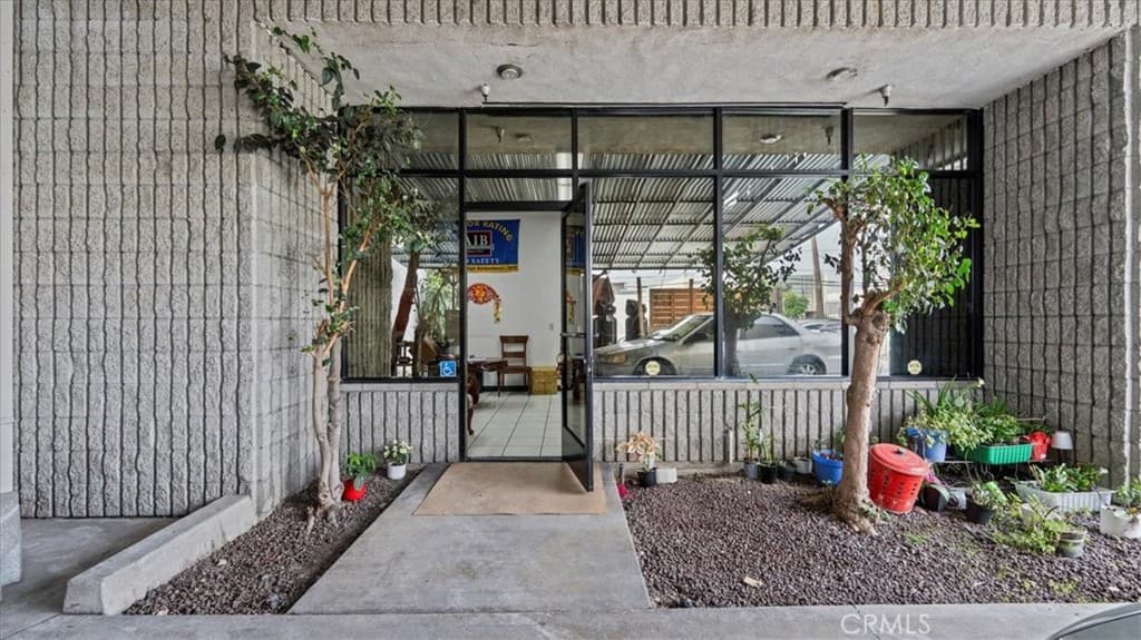 Commercial at 2621 Lee, South El Monte — photo 3 of 12