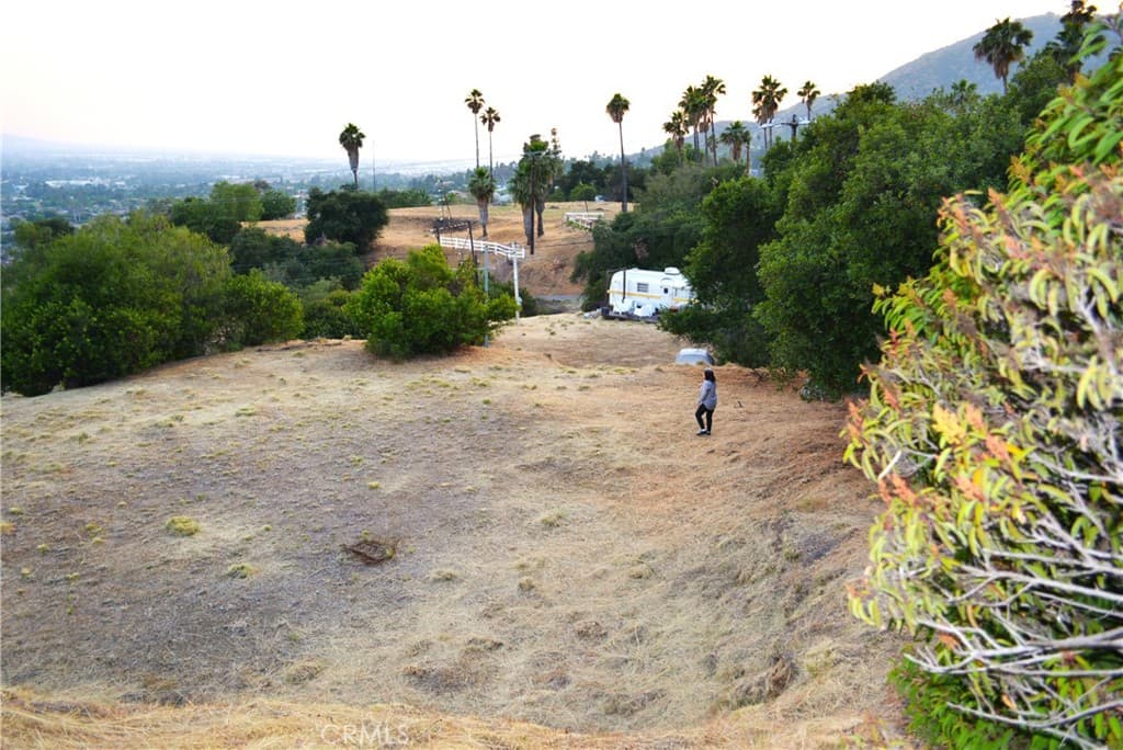 Home at 946 N Glendora Ave, Glendora — photo 9 of 12