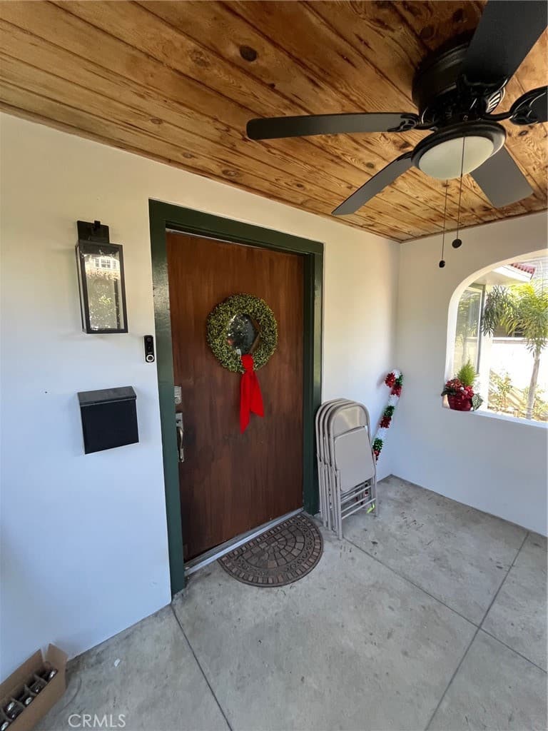 Home at 412 E Columbia, Pomona — photo 4 of 9