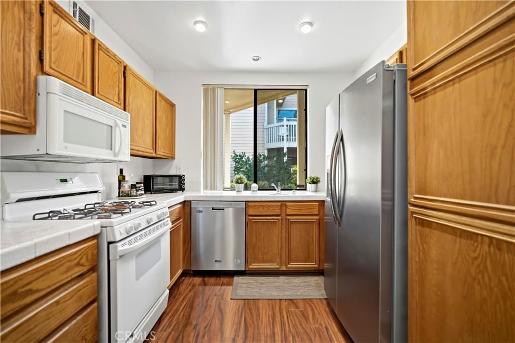 Condo at 4900 N Grand Avenue 215, Covina — photo 3 of 12