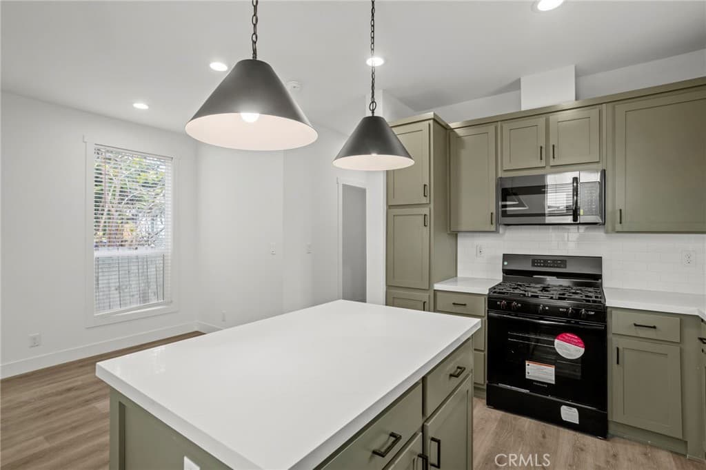 Home at 2548 Peck Road 39, Monrovia — photo 9 of 12