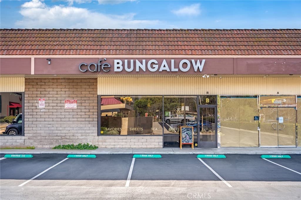 Home at 992 E Alosta Avenue B, Azusa — photo 1 of 12