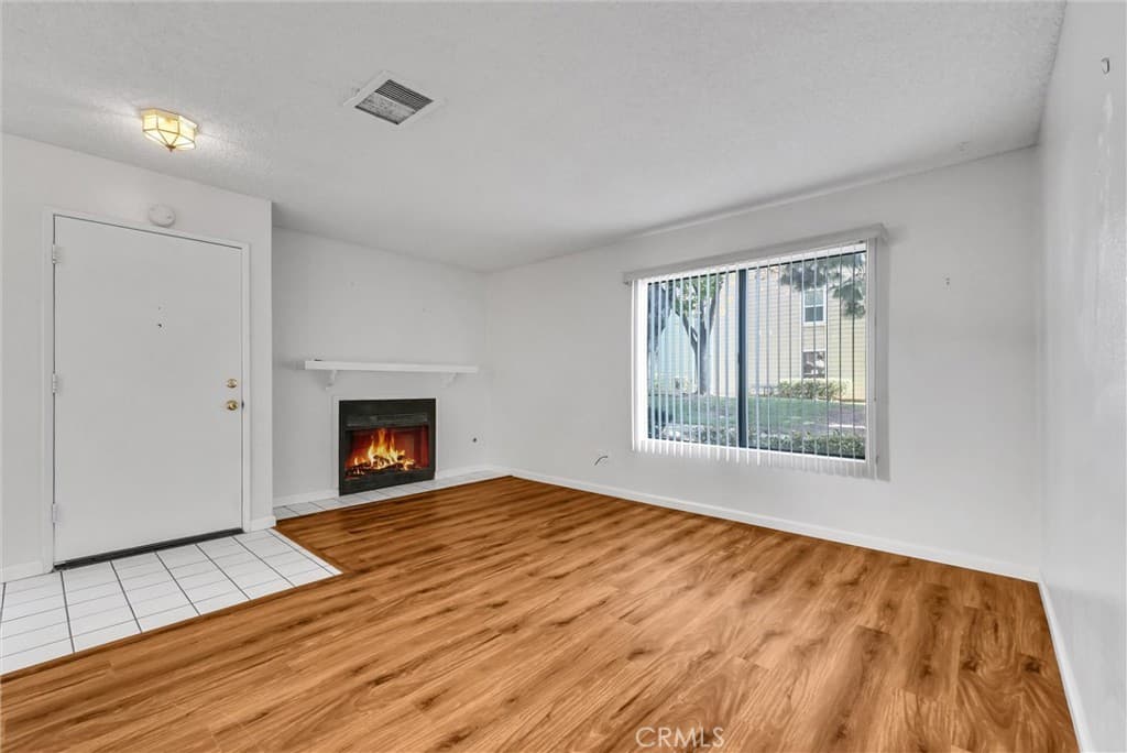 Condo at 538 Derby, San Dimas — photo 4 of 12