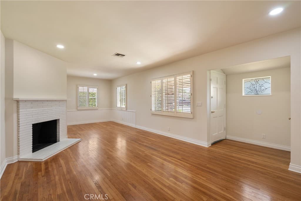 Home at 727 S Fenimore, Covina — photo 6 of 12