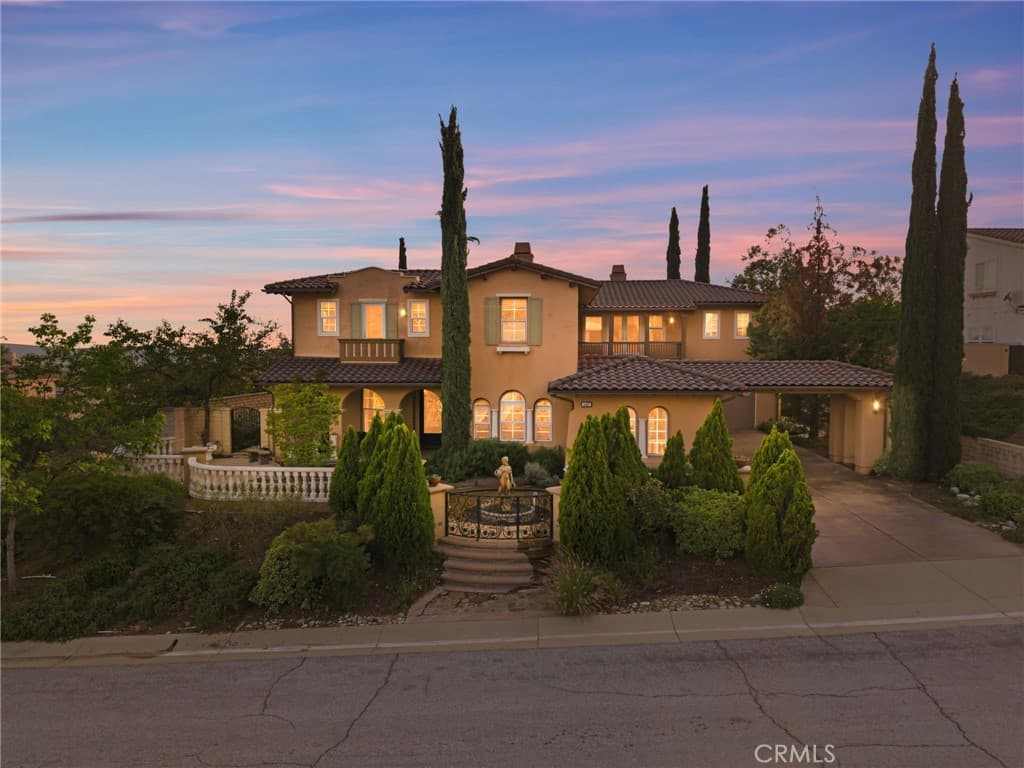 Home at 4463 Cardinal Cushing, Claremont — photo 4 of 12