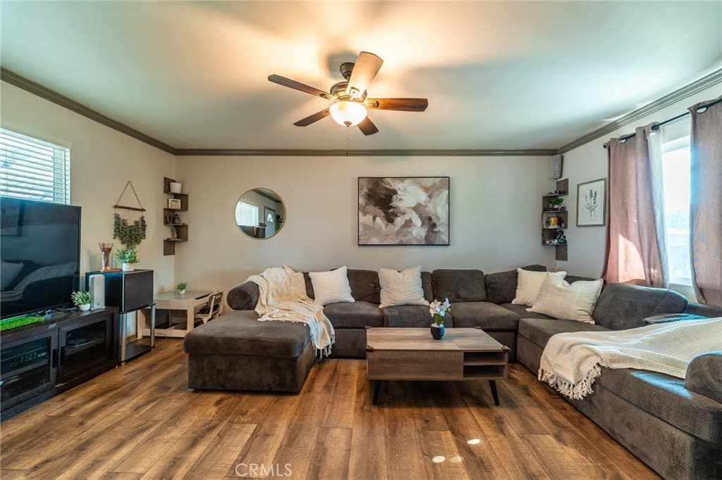 Home at 5527 N Fenimore Avenue, Azusa — photo 6 of 12