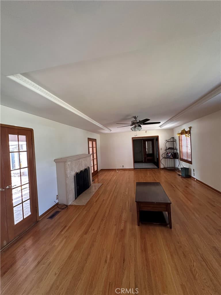 Home at 174 Penfield Street, Pomona — photo 4 of 12
