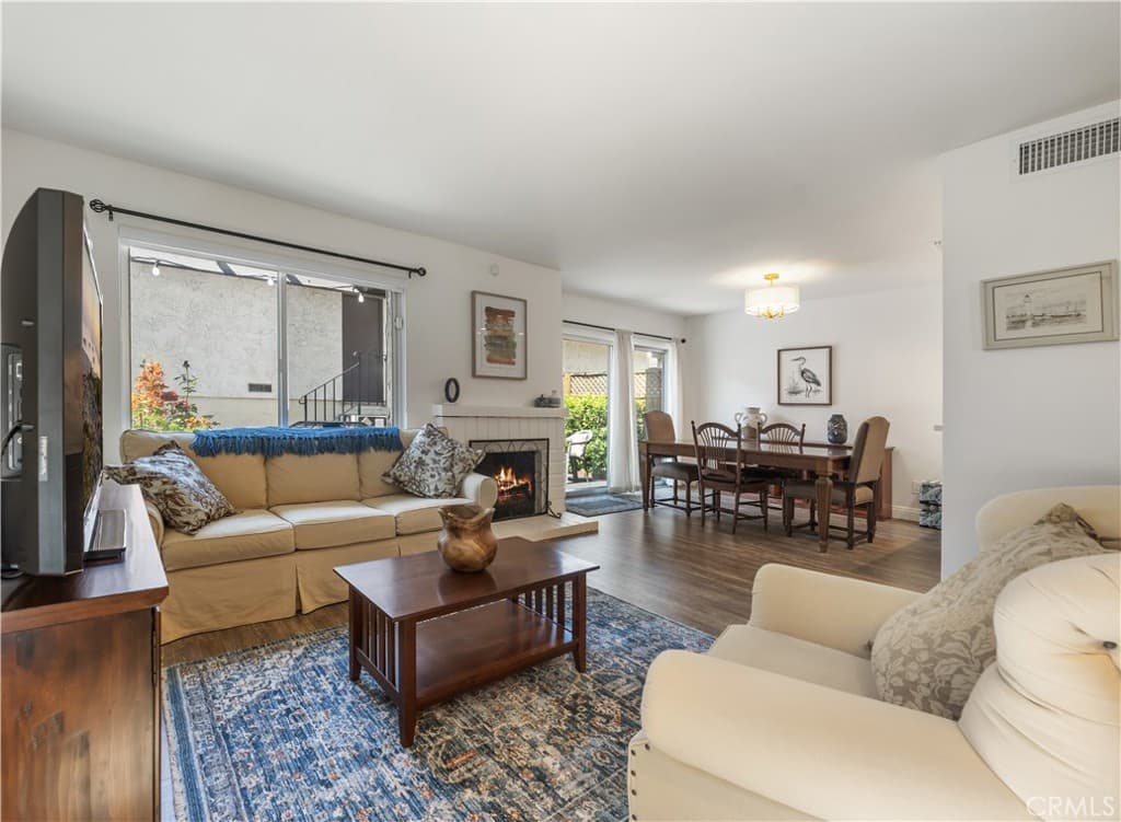 Townhouse at 411 Heatherglen, San Dimas — photo 12 of 12