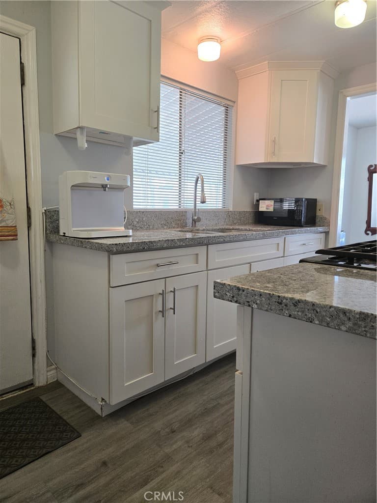 Home at 840 E Foothill blvd E 38, Azusa — photo 9 of 12