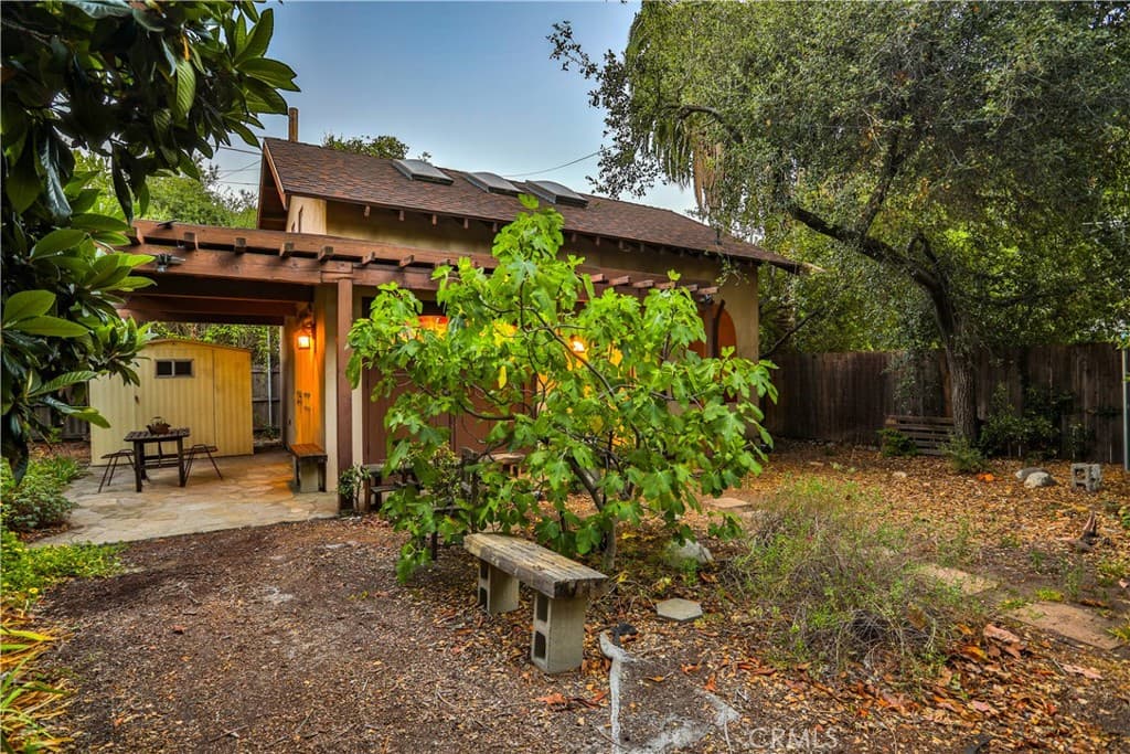 Home at 336 W 8th Street, Claremont — photo 3 of 3