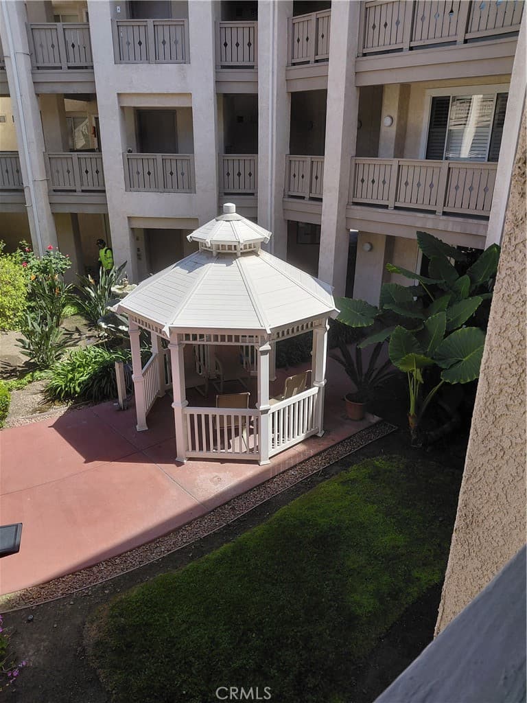 Condo at 130 S Barranca Street S 206, West Covina — photo 7 of 12