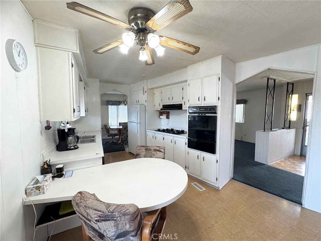Home at 1630 W Covina Boulevard 101, San Dimas — photo 12 of 12