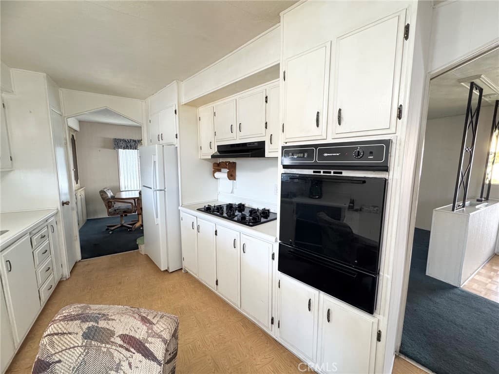 Home at 1630 W Covina Boulevard 101, San Dimas — photo 10 of 12