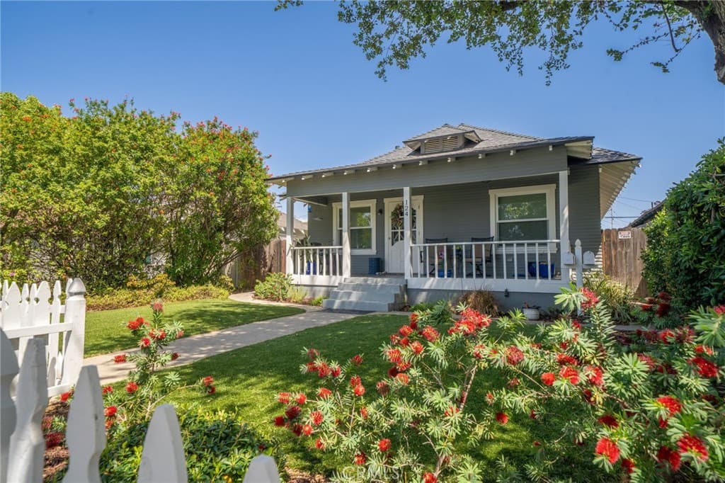 Home at 124 N Vista Bonita Avenue, Glendora — photo 1 of 12