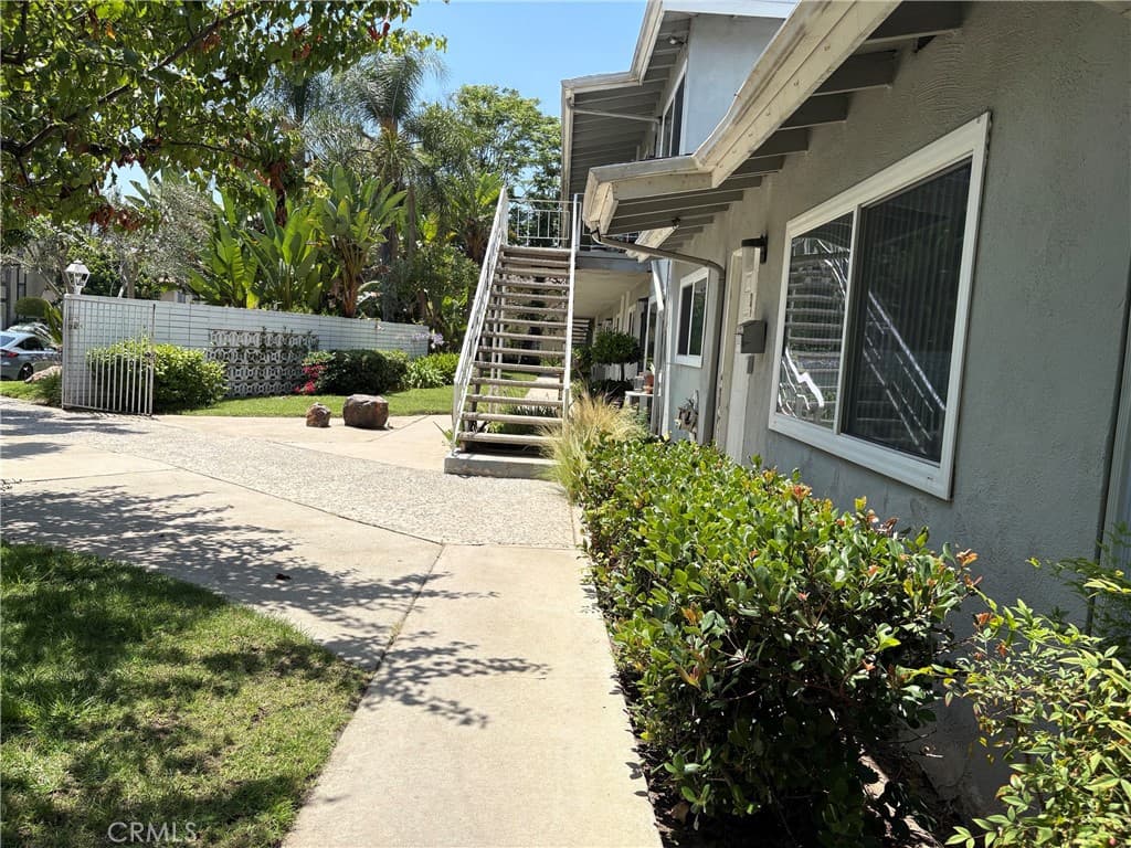 Home at 445 W Front Street, Covina — photo 2 of 8