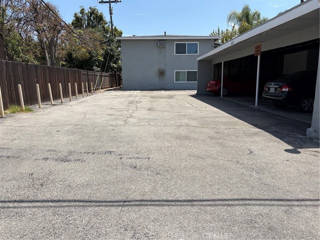 Home at 445 W Front Street, Covina — photo 4 of 8