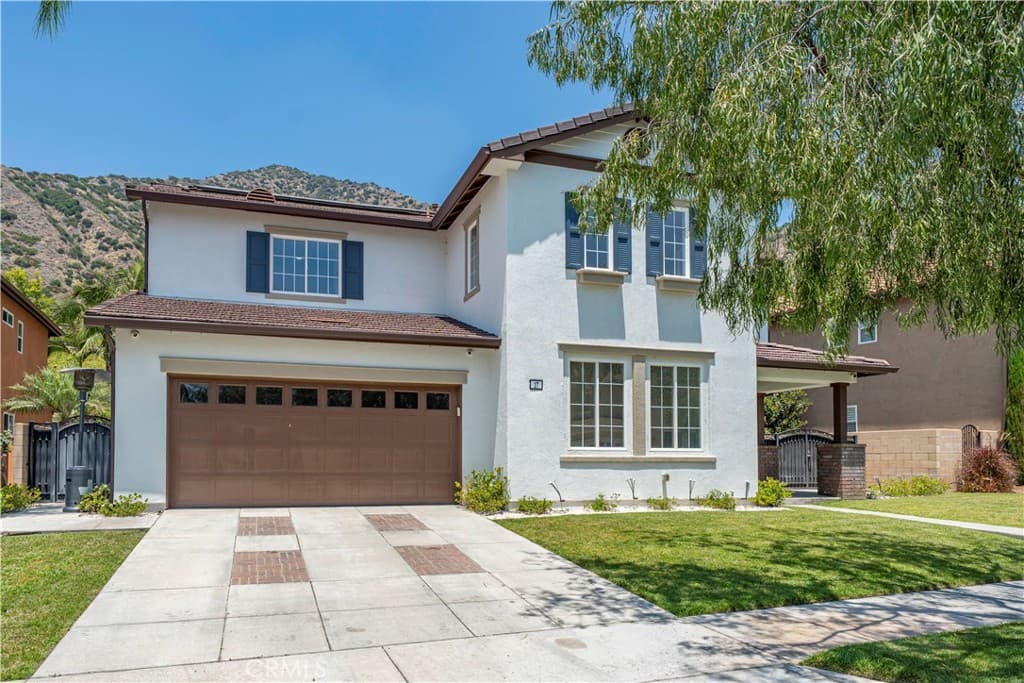 Home at 17 Turning Leaf Way, Azusa — photo 3 of 12