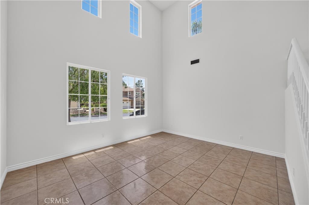 Home at 17 Turning Leaf Way, Azusa — photo 7 of 12