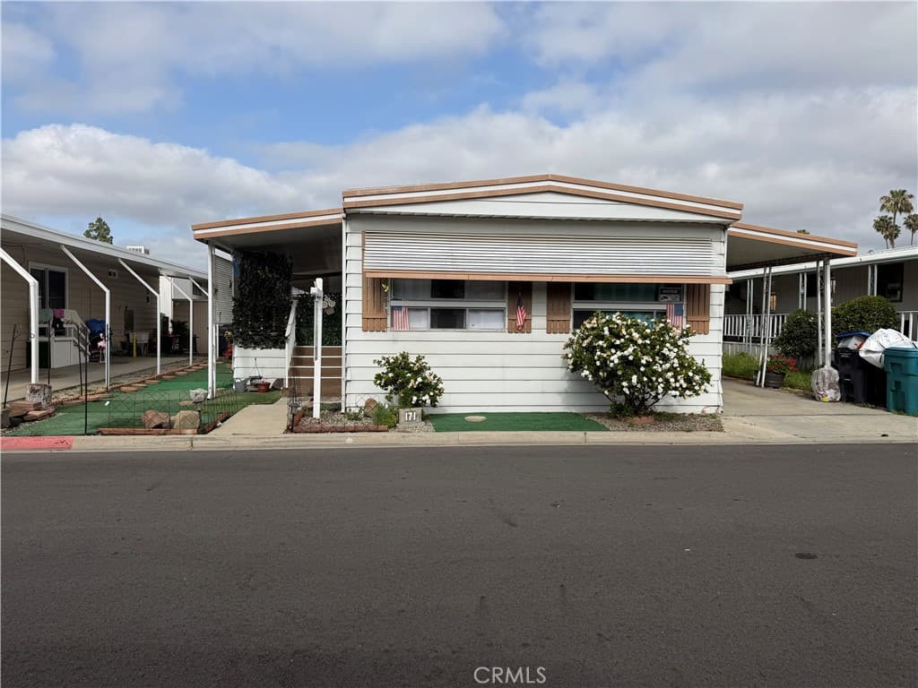 Home at 2755 SW Arrow Hwy 171, La Verne — photo 1 of 1