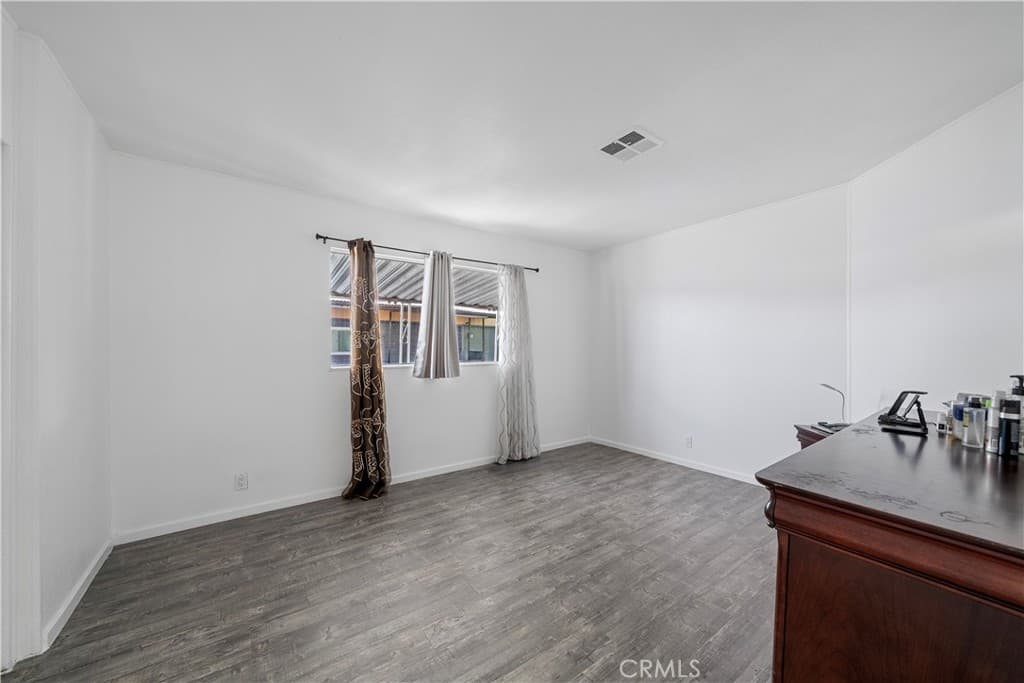 Home at 1401 W 9th 148, Pomona — photo 12 of 12