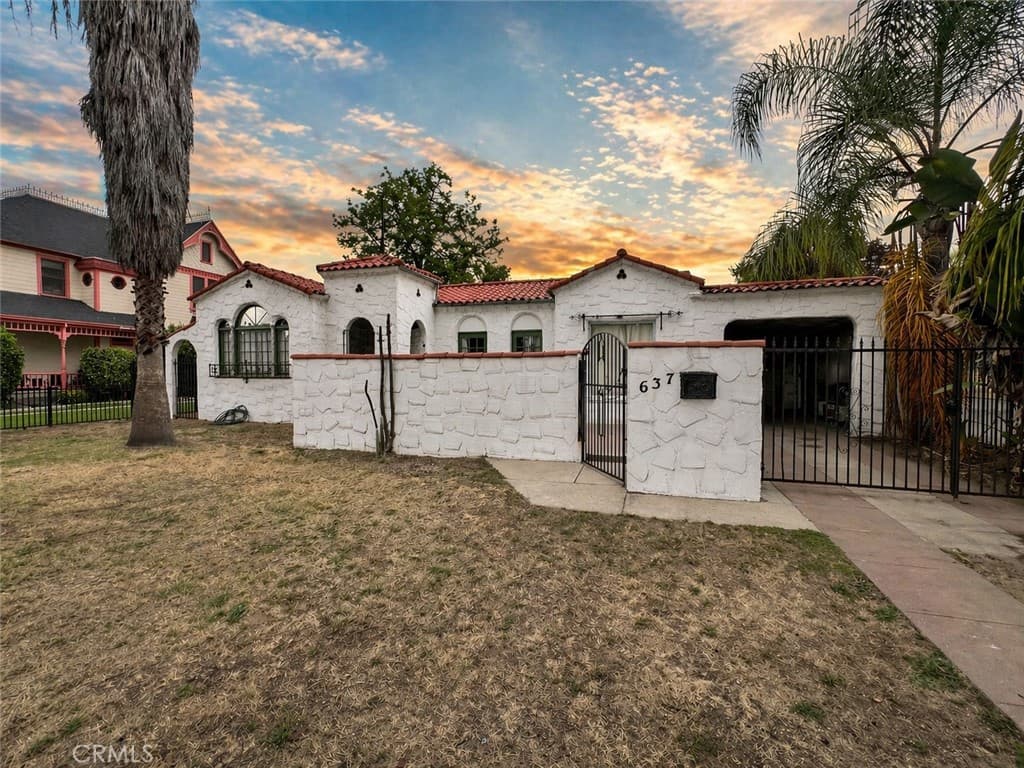 Home at 637 San Francisco, Pomona — photo 1 of 12