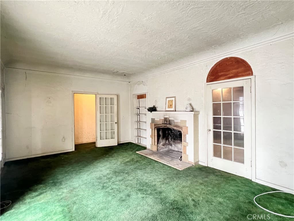 Home at 637 San Francisco, Pomona — photo 5 of 12