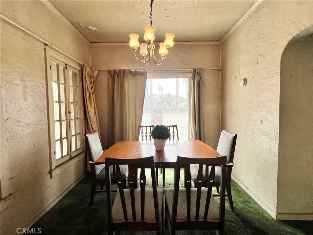 Home at 637 San Francisco, Pomona — photo 8 of 12