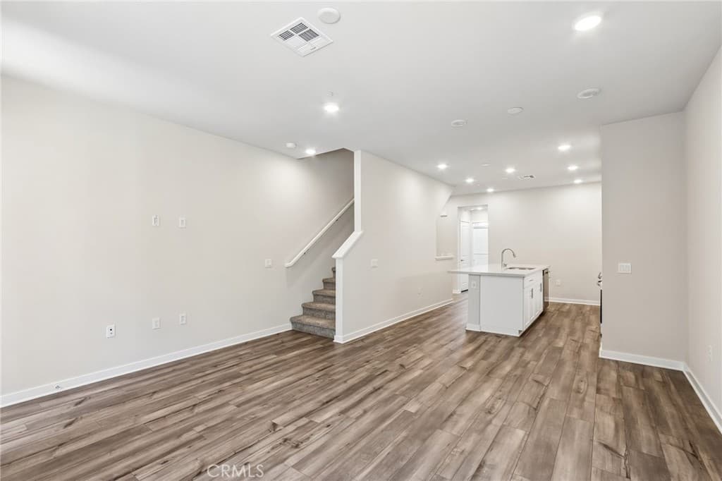 Townhouse at 4007 Valley Oak Lane C, El Monte — photo 2 of 12